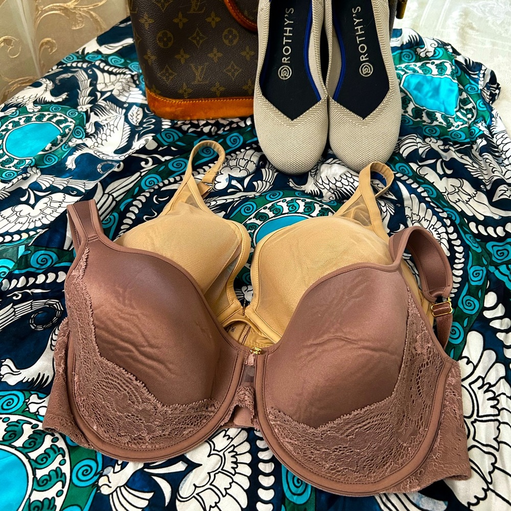 TWO ThirdLove 38C Bras Mauve Lace Full Coverage Tan Classic Contour Plunge EUC
